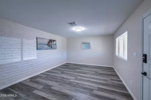 Living - 301 N 87th St, Mesa, AZ 85207 photo 1 of 4