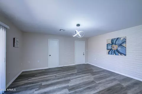 Living - 301 N 87th St, Mesa, AZ 85207 photo 4 of 4