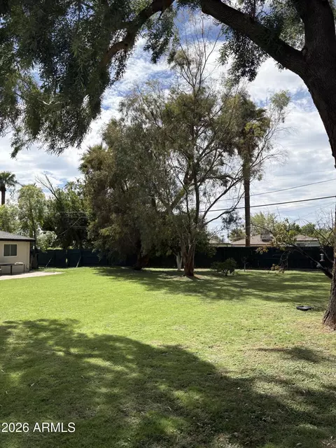 Exterior - 4018 E Lewis Ave, Phoenix, AZ 85008 photo 5 of 12