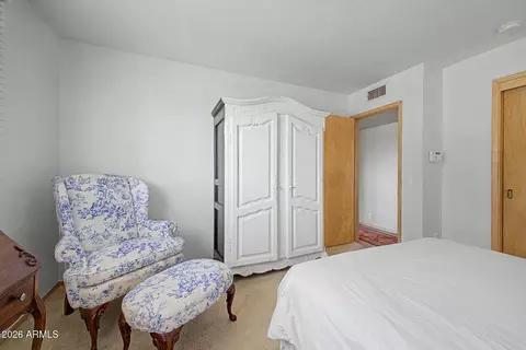 Bedroom - 4340 E Vermont Ave, Phoenix, AZ 85018 photo 5 of 5