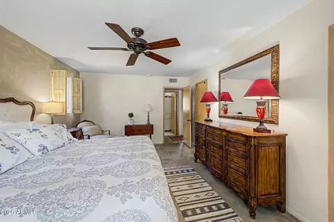 Bedroom - 4340 E Vermont Ave, Phoenix, AZ 85018 photo 3 of 5