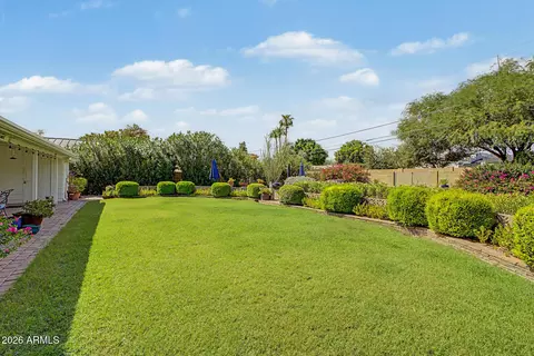 Exterior - 4340 E Vermont Ave, Phoenix, AZ 85018 photo 11 of 12