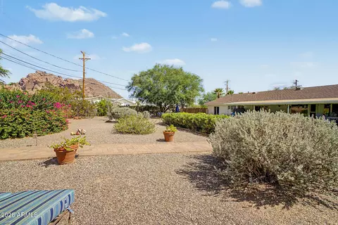 Exterior - 4340 E Vermont Ave, Phoenix, AZ 85018 photo 6 of 12