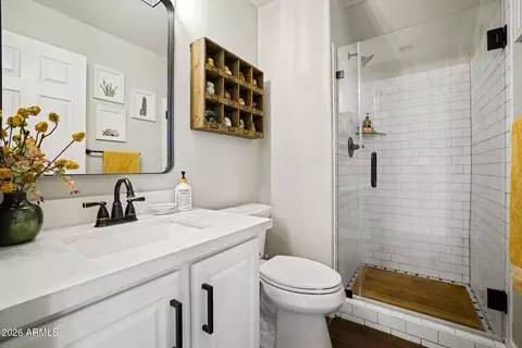 Bath - 10215 E Lakeview Ave, Mesa, AZ 85209 photo 5 of 5
