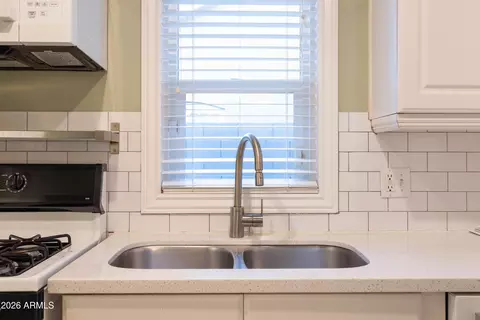 Kitchen - 1244 E Palm Ln, Phoenix, AZ 85006 photo 1 of 5