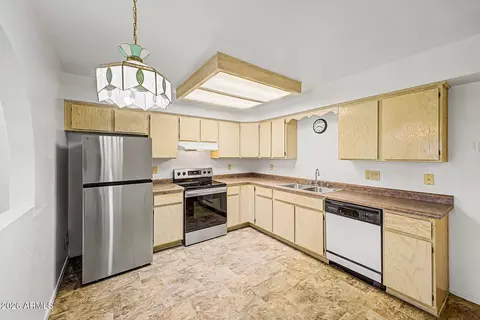 Kitchen - 8020 E Keats Ave #311, Mesa, AZ 85209 photo 1 of 2