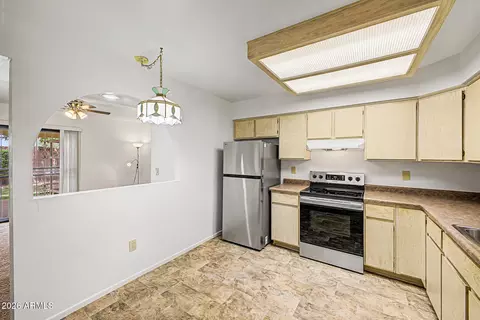 Kitchen - 8020 E Keats Ave #311, Mesa, AZ 85209 photo 2 of 2