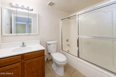 Bath - 2336 E Waltann Ln, Phoenix, AZ 85022 photo 2 of 2
