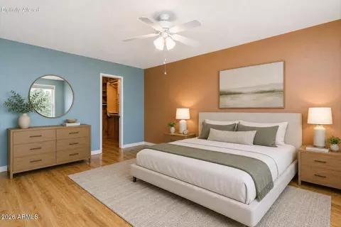 Bedroom - 2336 E Waltann Ln, Phoenix, AZ 85022 photo 1 of 2