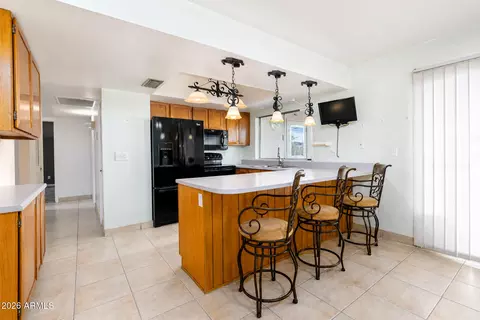 Kitchen - 2336 E Waltann Ln, Phoenix, AZ 85022 photo 2 of 3