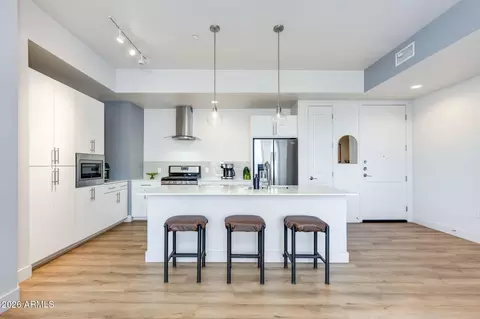 3131 N Central Ave #5002, Phoenix, AZ 85012