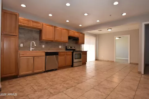 Kitchen - 6301 W Earll Dr, Phoenix, AZ 85033 photo 3 of 3