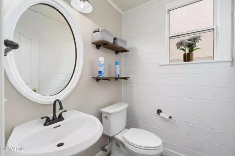 Bath - 4139 E Windsor Dr, Gilbert, AZ 85296 photo 1 of 2