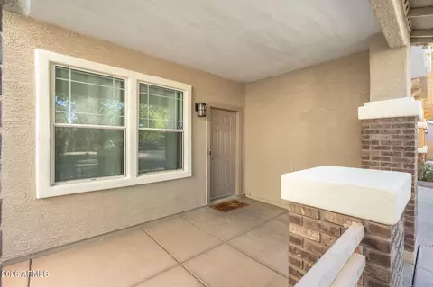 Exterior - 4139 E Windsor Dr, Gilbert, AZ 85296 photo 4 of 7
