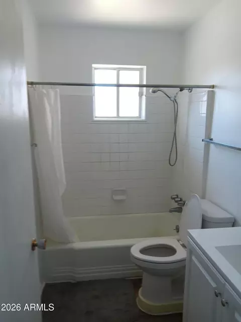 Bath - 5517 E Boise St, Mesa, AZ 85205 photo 1 of 1