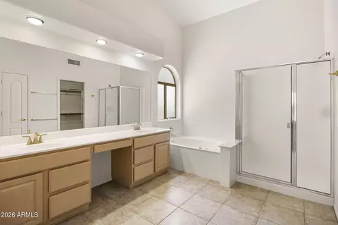 Bath - 1726 E Ross Ave, Phoenix, AZ 85024 photo 1 of 2