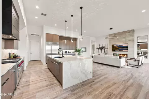 Kitchen - 1644 E Creek Canyon Rd, Phoenix, AZ 85086 photo 1 of 6