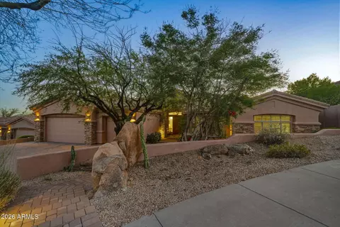 27562 N 83rd Gln, Peoria, AZ 85383