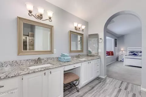 Bath - 1231 E Grandview St, Mesa, AZ 85203 photo 3 of 5