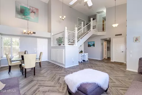 Entry Way - 1231 E Grandview St, Mesa, AZ 85203 photo 2 of 4