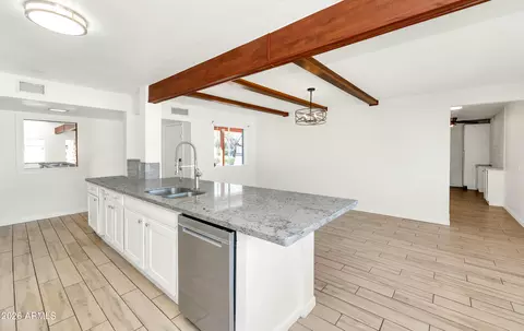 Kitchen - 3904 E Sahuaro Dr, Phoenix, AZ 85028 photo 3 of 4