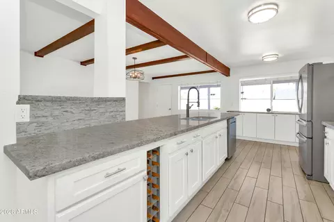 Kitchen - 3904 E Sahuaro Dr, Phoenix, AZ 85028 photo 4 of 4