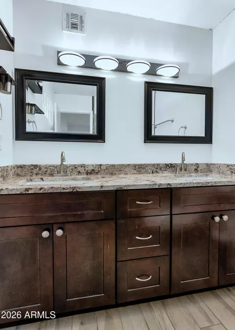 Bath - 3904 E Sahuaro Dr, Phoenix, AZ 85028 photo 1 of 5