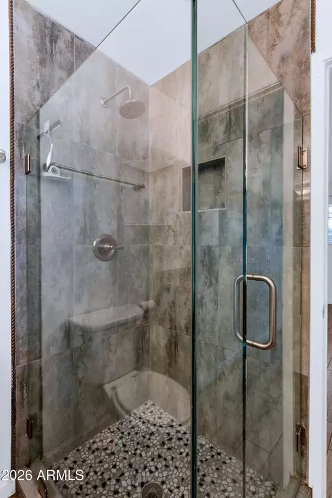 Bath - 3904 E Sahuaro Dr, Phoenix, AZ 85028 photo 3 of 5