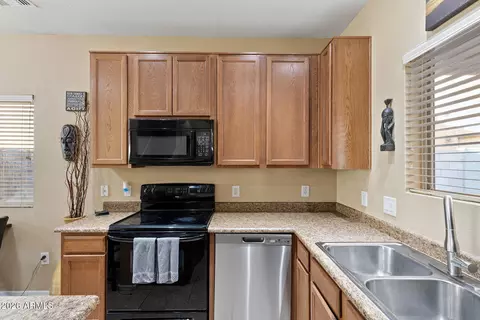 Kitchen - 319 S Travis --, Mesa, AZ 85208 photo 4 of 6