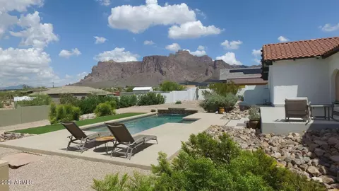 Exterior - 4932 E Greasewood St, Apache Junction, AZ 85119 photo 8 of 14
