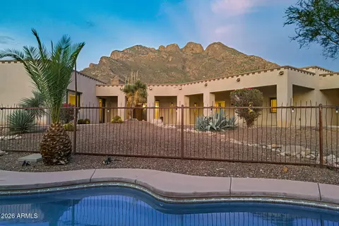 8755 N Sunnyslope Dr, Tucson, AZ 85704