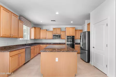 Kitchen - 3127 E San Pedro Ct, Gilbert, AZ 85234 photo 1 of 4