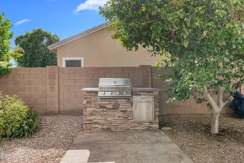 Exterior - 3127 E San Pedro Ct, Gilbert, AZ 85234 photo 6 of 10