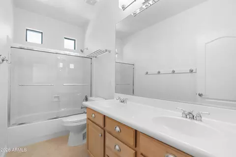 Bath - 3127 E San Pedro Ct, Gilbert, AZ 85234 photo 3 of 4