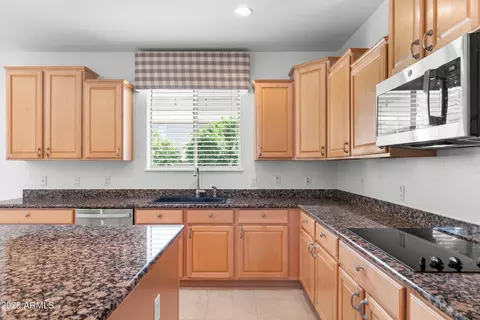 Kitchen - 3127 E San Pedro Ct, Gilbert, AZ 85234 photo 4 of 4