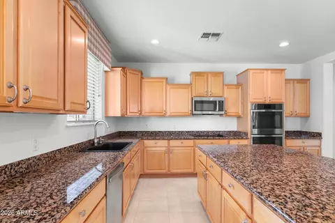 Kitchen - 3127 E San Pedro Ct, Gilbert, AZ 85234 photo 3 of 4