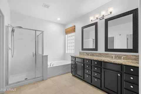 Bath - 3127 E San Pedro Ct, Gilbert, AZ 85234 photo 2 of 4
