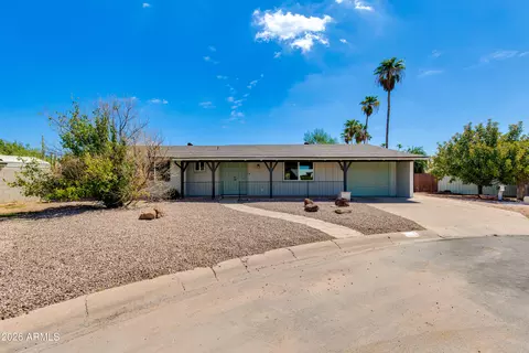 921 S Roslyn Pl, Mesa, AZ 85208