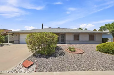 9421 W Glen Oaks Cir N, Sun City, AZ 85351