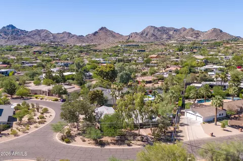 View/Area - 4140 E San Miguel Ave, Phoenix, AZ 85018 photo 4 of 6