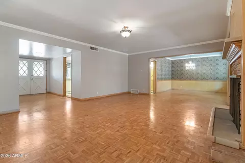 Living - 4140 E San Miguel Ave, Phoenix, AZ 85018 photo 1 of 9