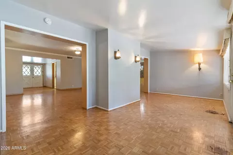 Living - 4140 E San Miguel Ave, Phoenix, AZ 85018 photo 8 of 9