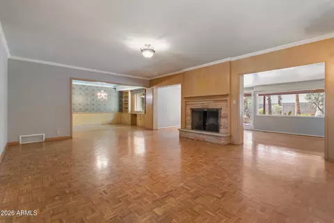 Living - 4140 E San Miguel Ave, Phoenix, AZ 85018 photo 3 of 9