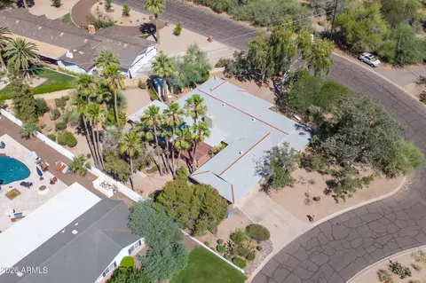 View/Area - 4140 E San Miguel Ave, Phoenix, AZ 85018 photo 3 of 6
