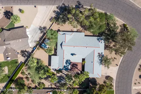 View/Area - 4140 E San Miguel Ave, Phoenix, AZ 85018 photo 2 of 6