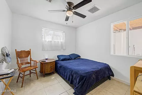 Bedroom - 1808 S 18th Ave, Phoenix, AZ 85007 photo 1 of 6