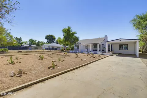 Exterior - 2241 W Morten Ave, Phoenix, AZ 85021 photo 1 of 9