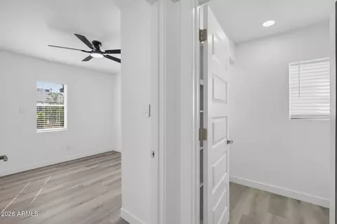 Entry Way - 2241 W Morten Ave, Phoenix, AZ 85021 photo 1 of 2