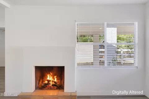Living - 2241 W Morten Ave, Phoenix, AZ 85021 photo 6 of 8
