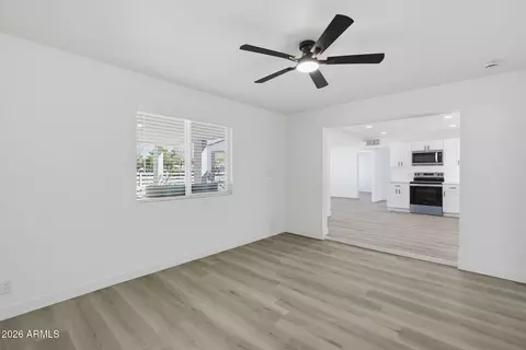 Living - 2241 W Morten Ave, Phoenix, AZ 85021 photo 7 of 8